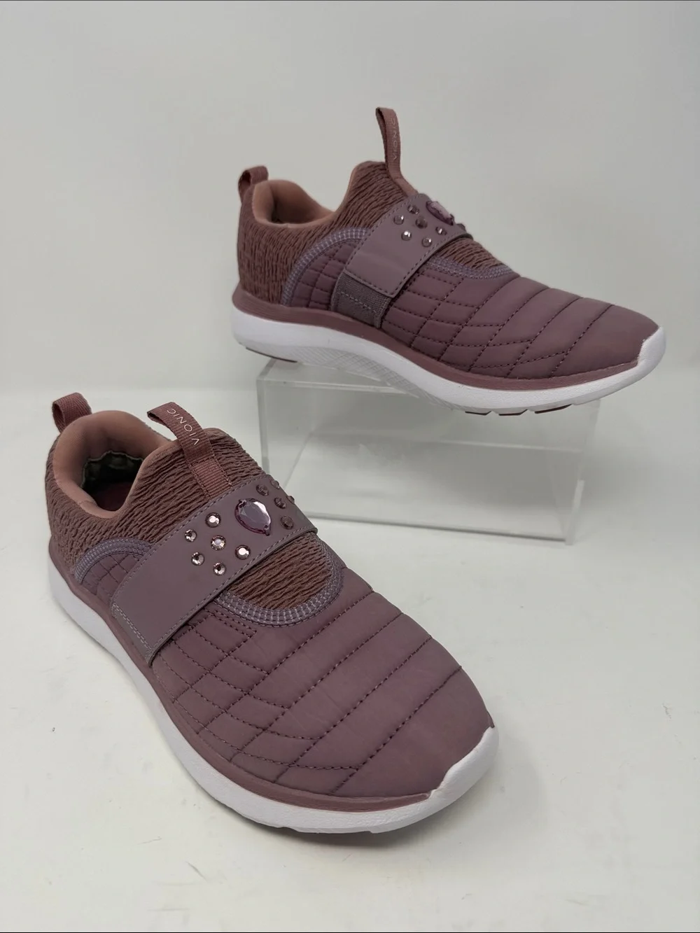 Vionic slip sneakers